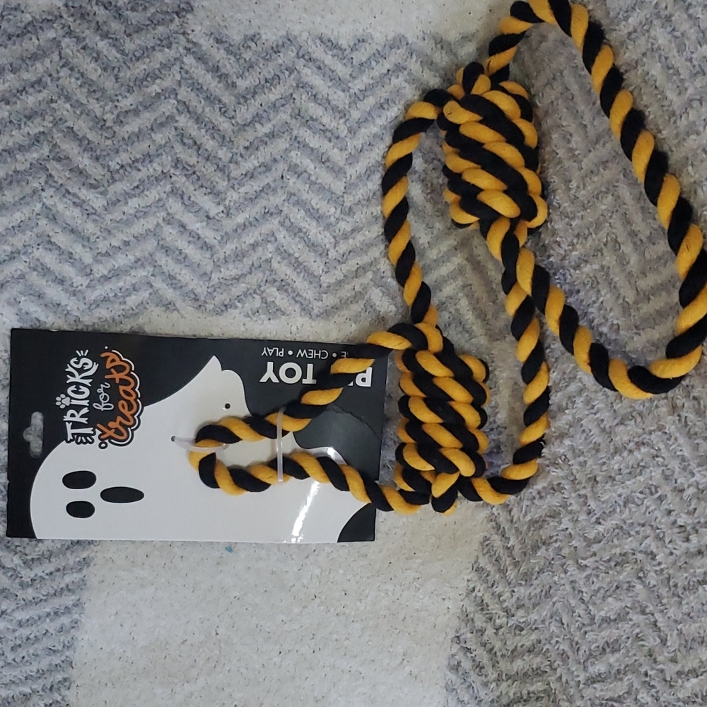 Tricks for Treats pet toy Rope